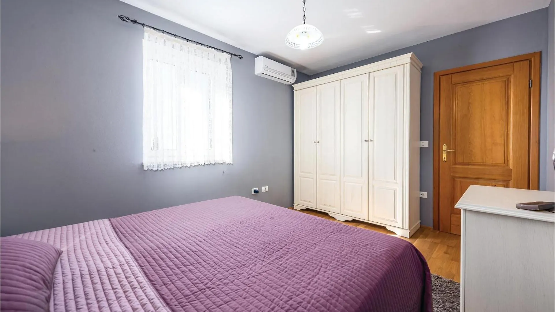 Gorgeous Home In Lovrecica With Kitchen Lovrecica (Istria)